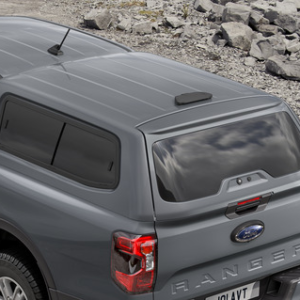 Trda streha s stranskimi stekli, Conquer Solid